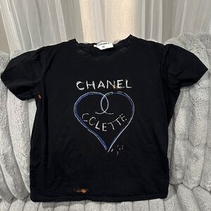 CHANEL Black Short Sleeve Graphic Heart Tee with Blue and White Print